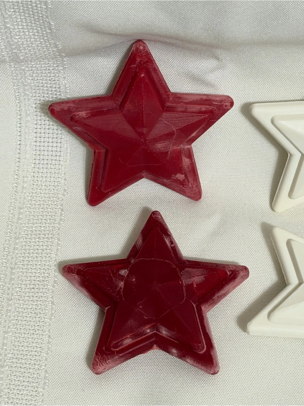 Lot of 6 Vintage 2007 Avon Star Shaped Soap Red White Blue Patriotic 4th of July